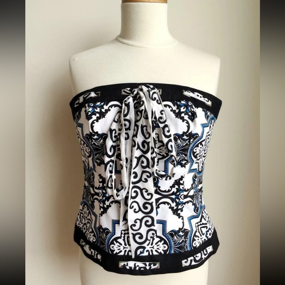NWT White House
Black Market Halter Top size 4